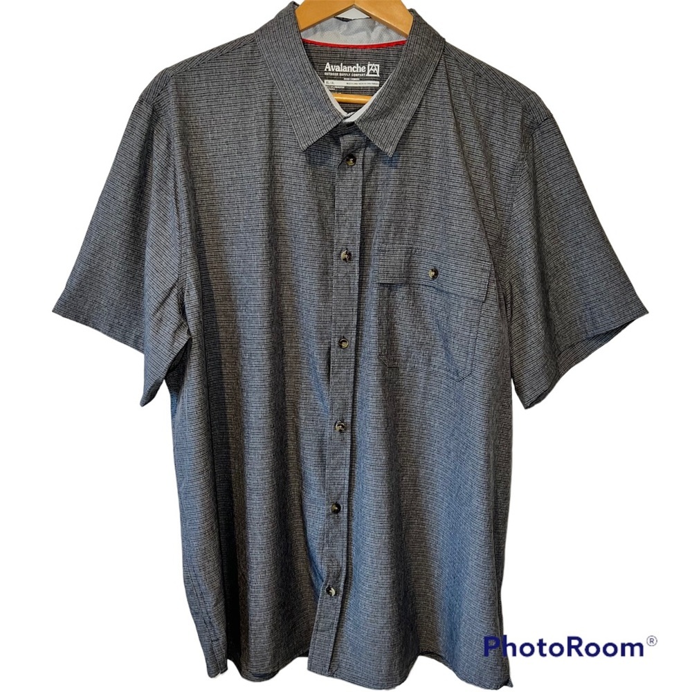 Avalanche Men's Short Sleeve Woven Shirt Size XL
